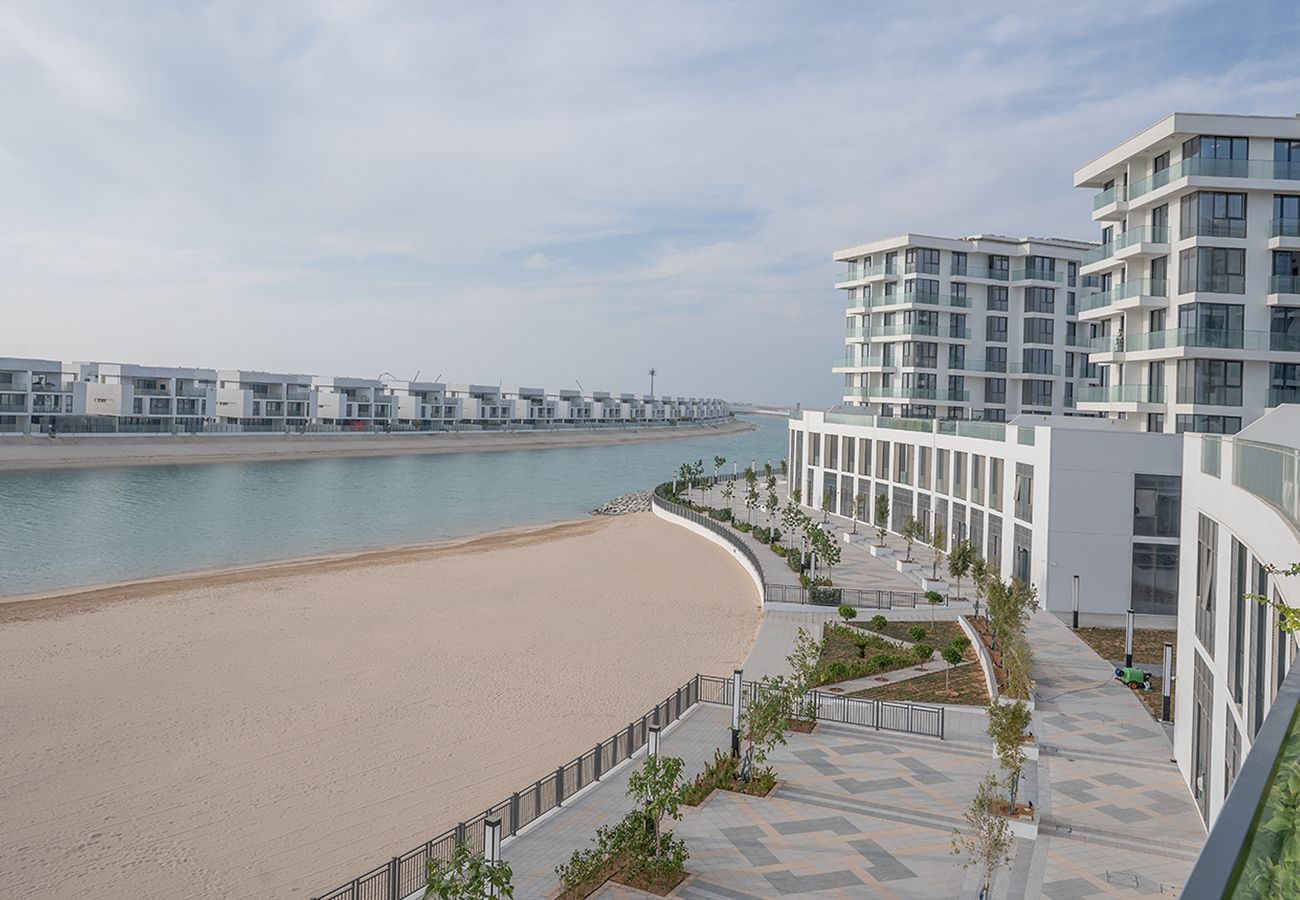 Villa in Ajmal Makan - Stunning 5 Bed Villa with Private Pool and Beach