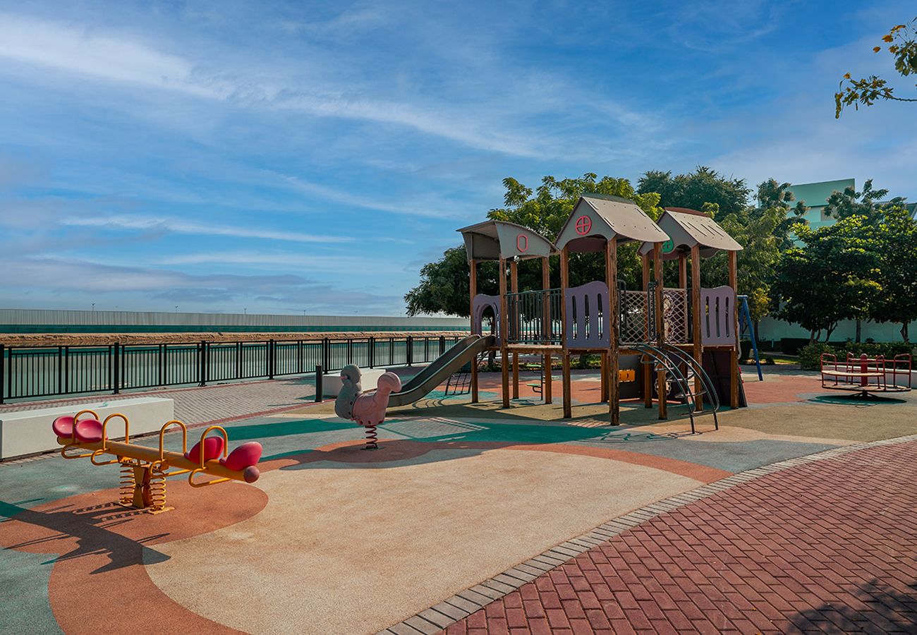 Villa in Ajmal Makan - Stunning 5 Bed Villa with Private Pool and Beach