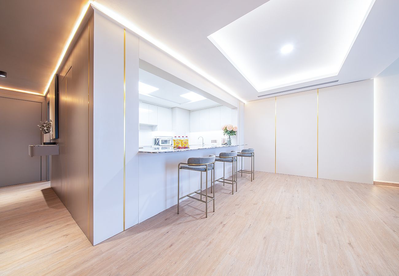 Apartment in Dubai - Gorgeous 2 Bed Apartment in Mirdiff Hills