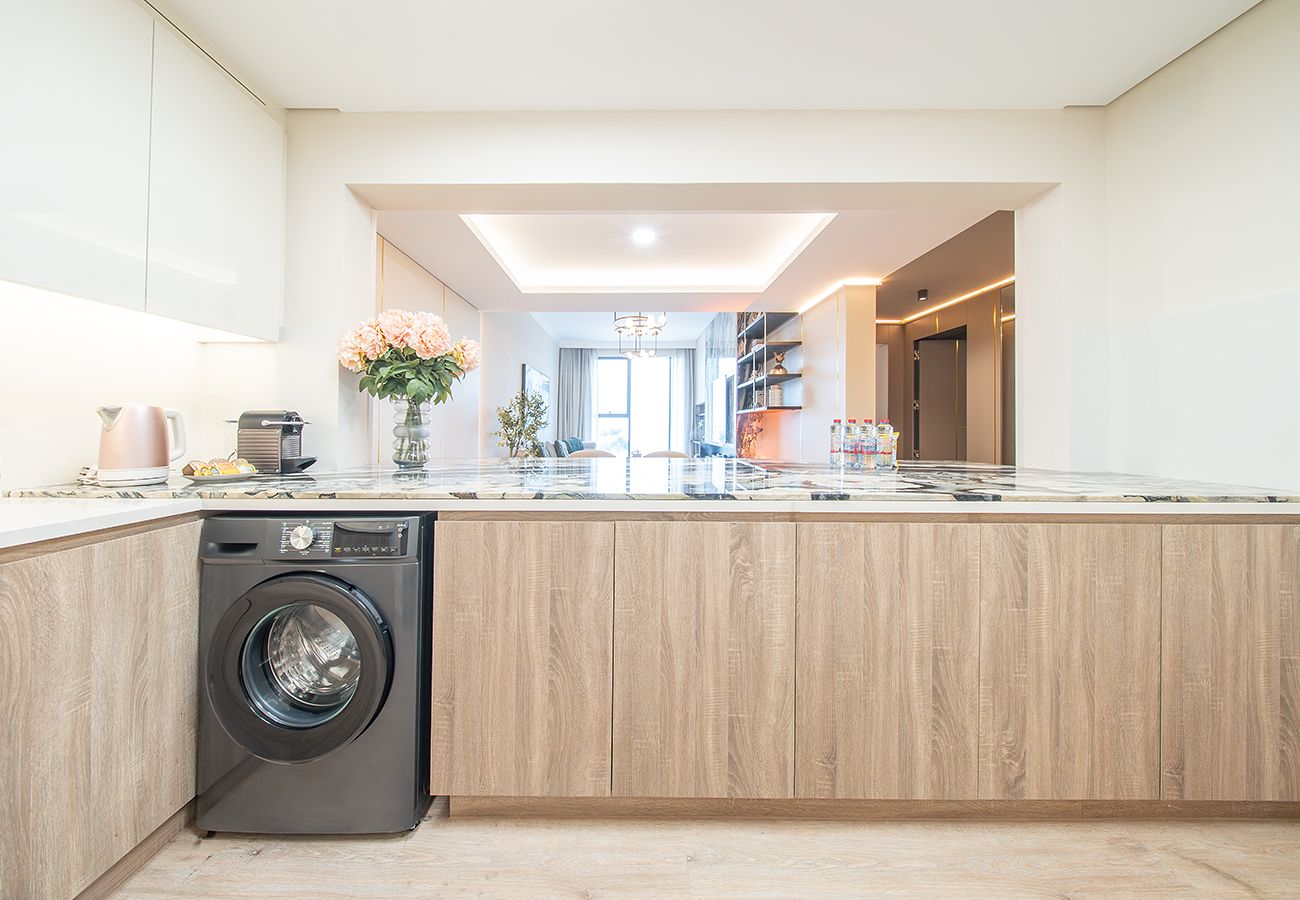 Apartment in Dubai - Gorgeous 2 Bed Apartment in Mirdiff Hills