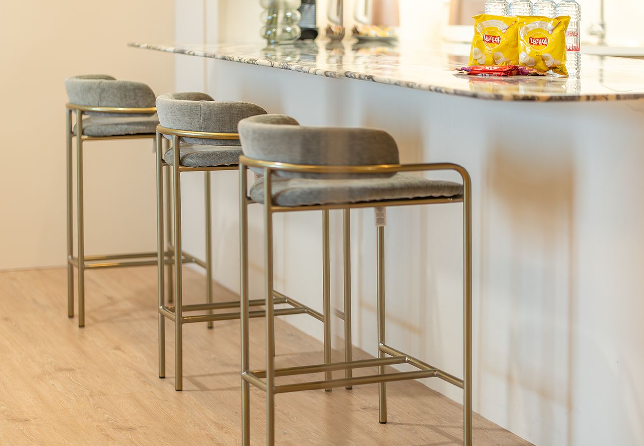 Apartment in Dubai - Gorgeous 2 Bed Apartment in Mirdiff Hills