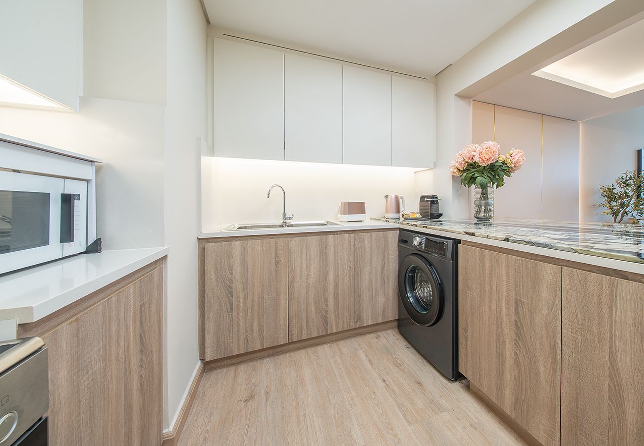 Apartment in Dubai - Gorgeous 2 Bed Apartment in Mirdiff Hills