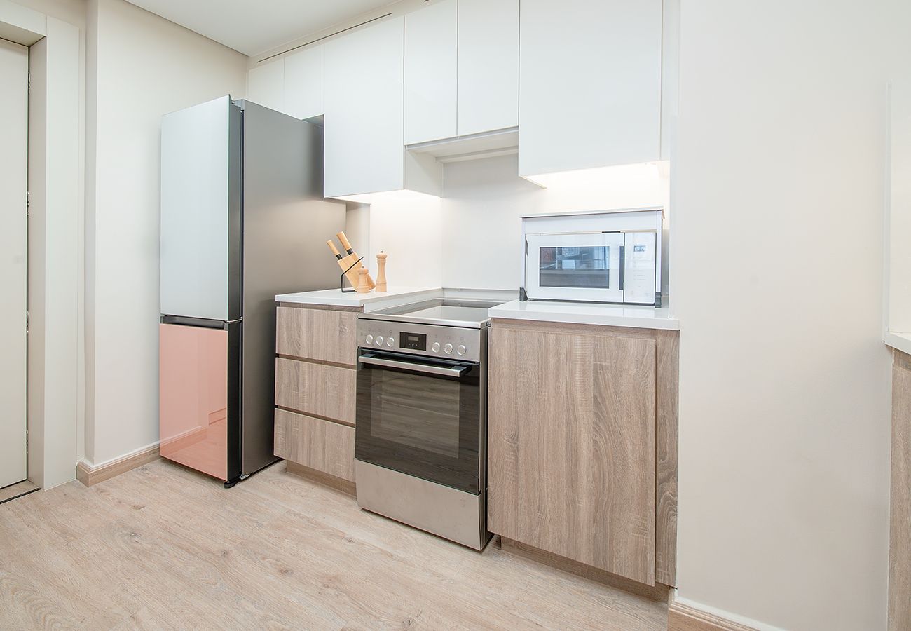 Apartment in Dubai - Gorgeous 2 Bed Apartment in Mirdiff Hills