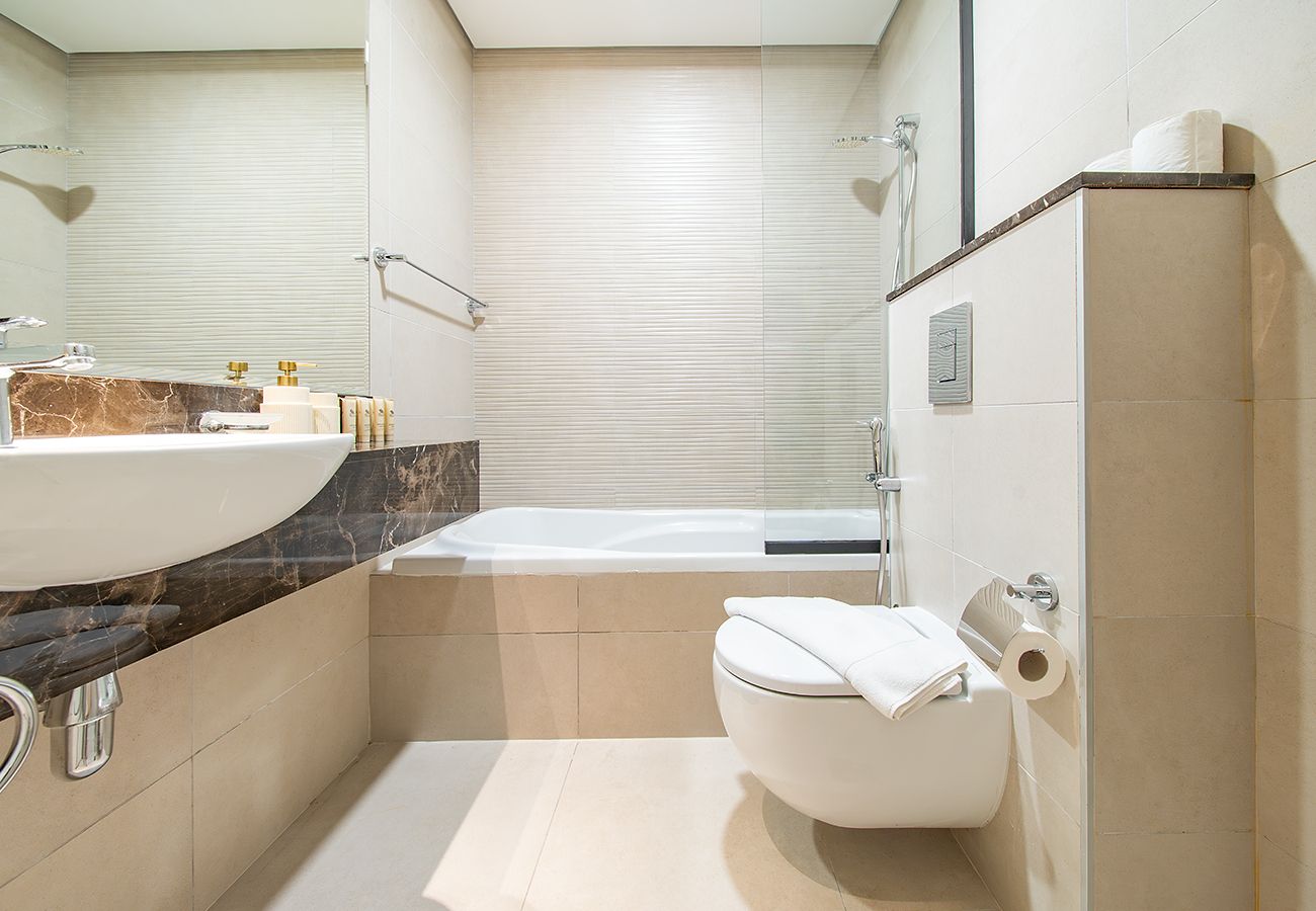 Apartment in Dubai - Gorgeous 2 Bed Apartment in Mirdiff Hills