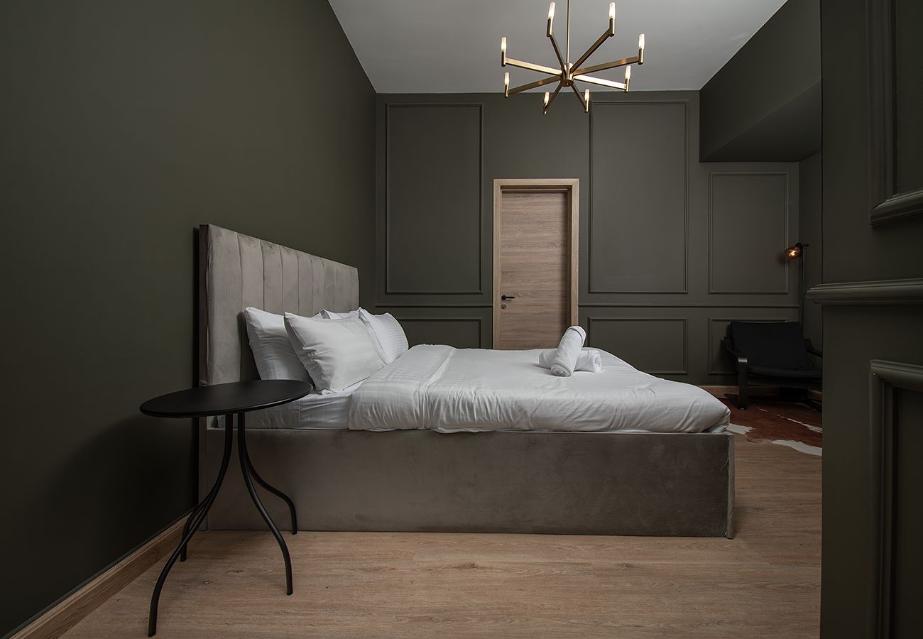 Apartment in Dubai - Gorgeous 2 Bed Apartment in Mirdiff Hills