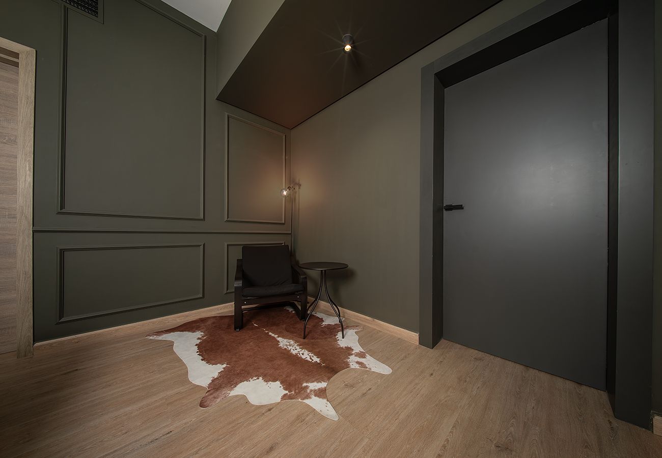 Apartment in Dubai - Gorgeous 2 Bed Apartment in Mirdiff Hills