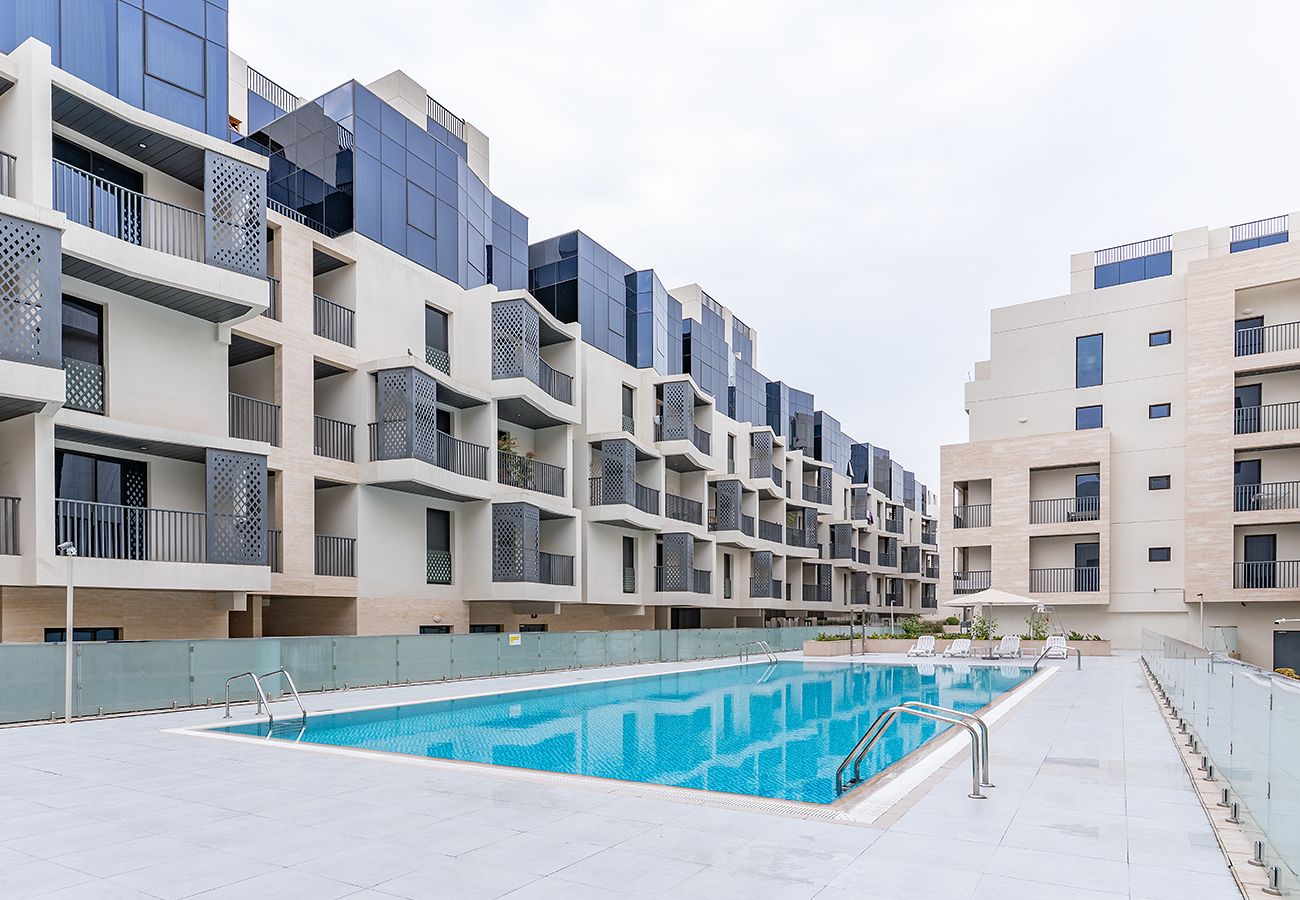 Apartment in Dubai - Gorgeous 2 Bed Apartment in Mirdiff Hills