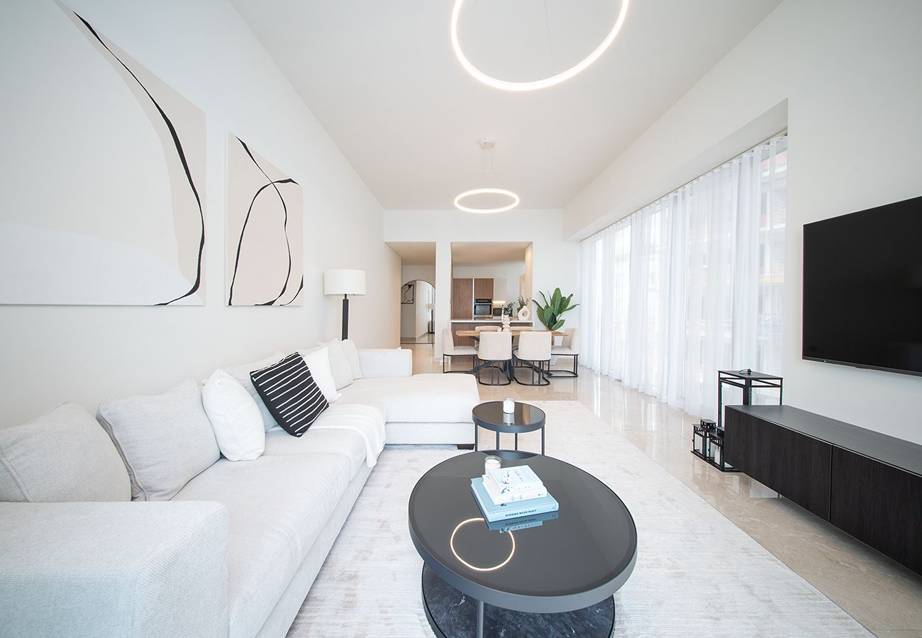 Apartment in Dubai - 2 Bed in Anwa By Omniyat with sea view