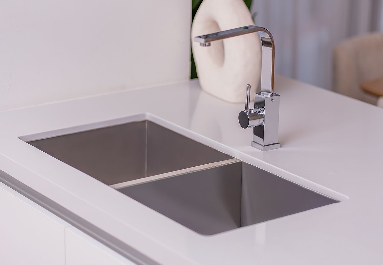 Apartment in Dubai - 2 Bed in Anwa By Omniyat with sea view