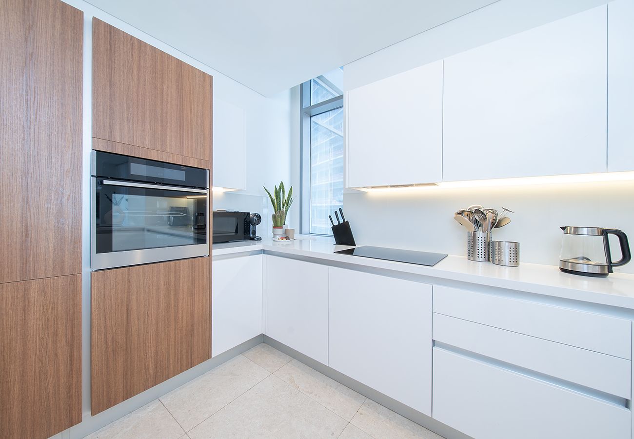 Apartment in Dubai - 2 Bed in Anwa By Omniyat with sea view