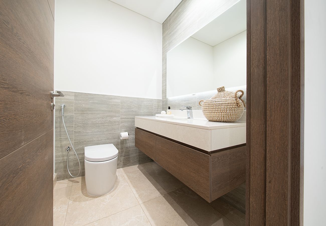 Apartment in Dubai - 2 Bed in Anwa By Omniyat with sea view