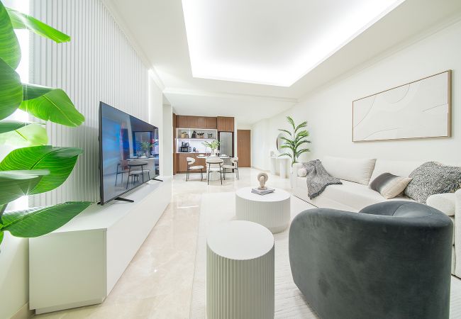 Apartment in Dubai - Palace Beach Residence with sea view