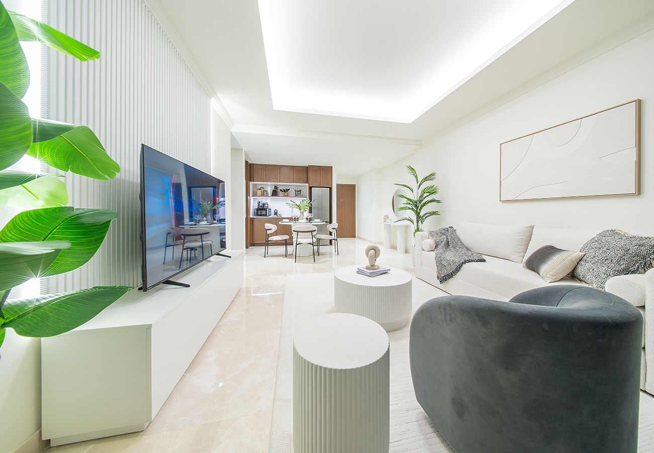 Apartment in Dubai - Palace Beach Residence with sea view