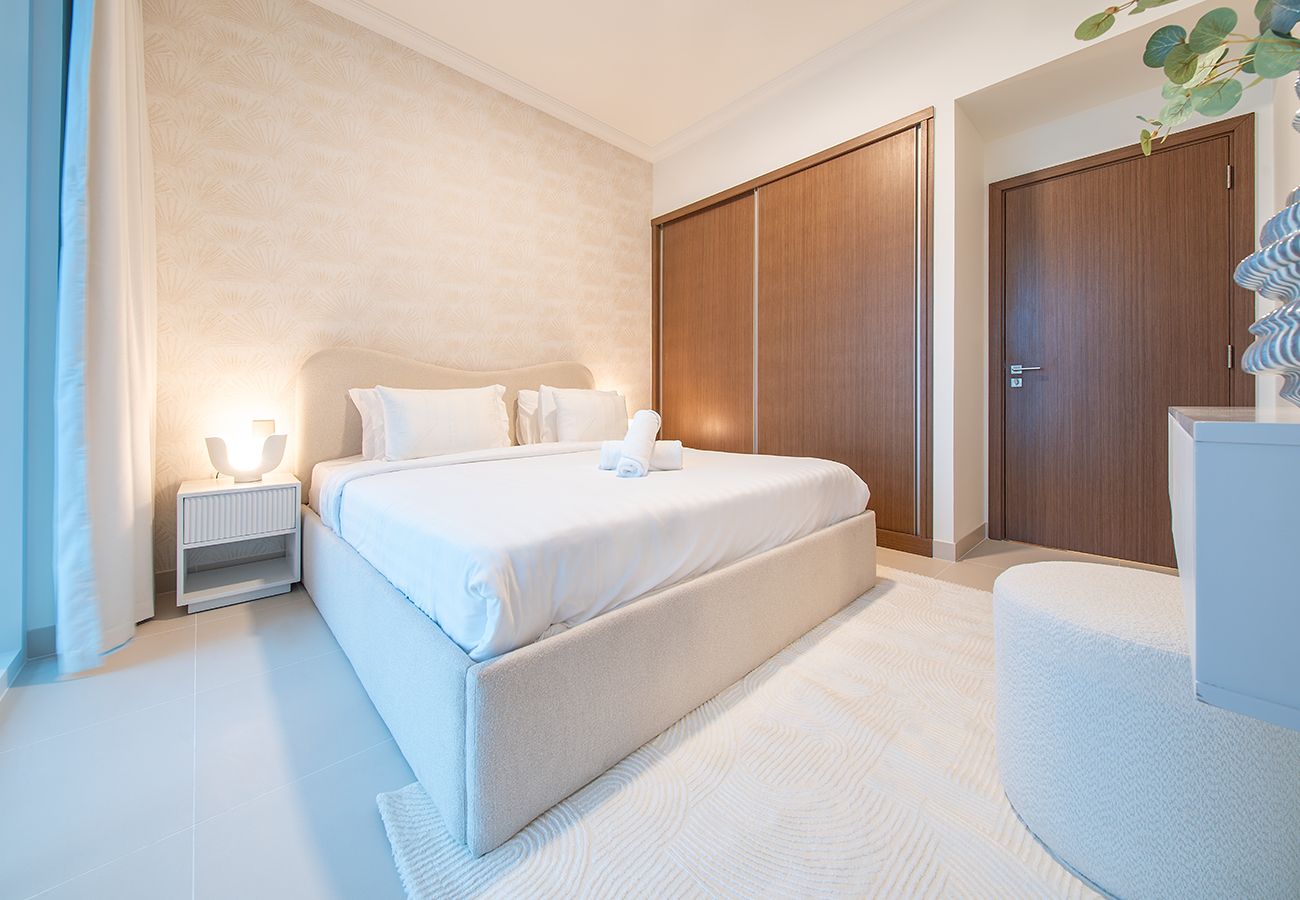 Apartment in Dubai - Palace Beach Residence with sea view