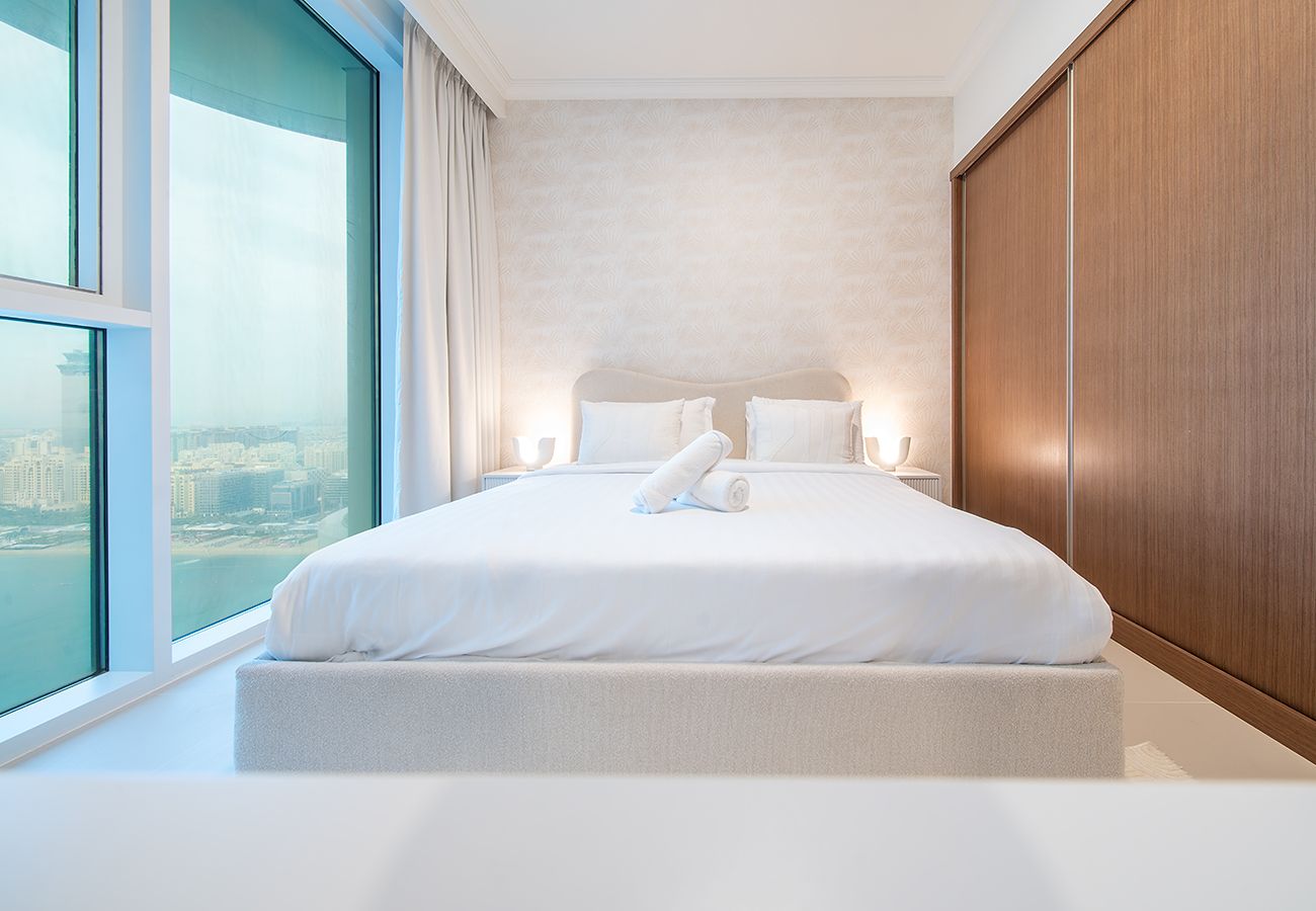 Apartment in Dubai - Palace Beach Residence with sea view