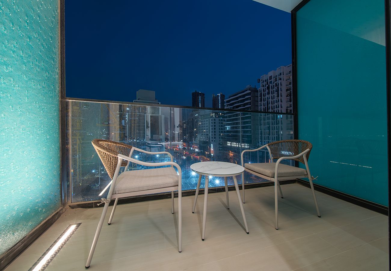 Studio in Dubai - Studio in Binghatti Azure with Pool and Gym