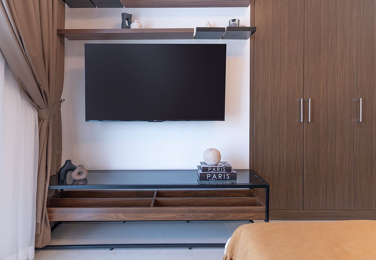 Studio in Ajmal Makan - Gorgeous Beachfront Studio in Blue Bay Walk