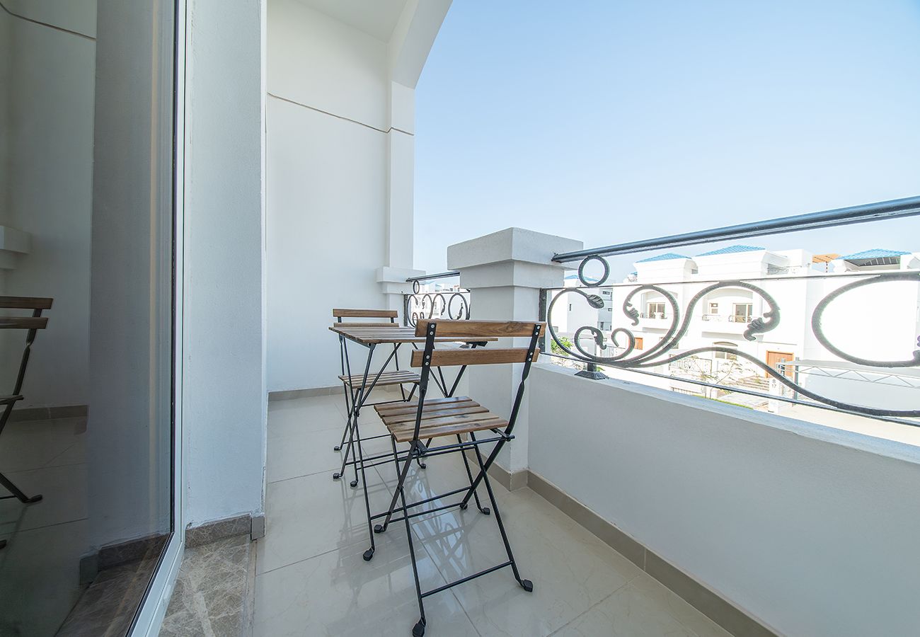 Villa in Ajmal Makan - Beachfront 4 Bed Villa in Ajmal Makan