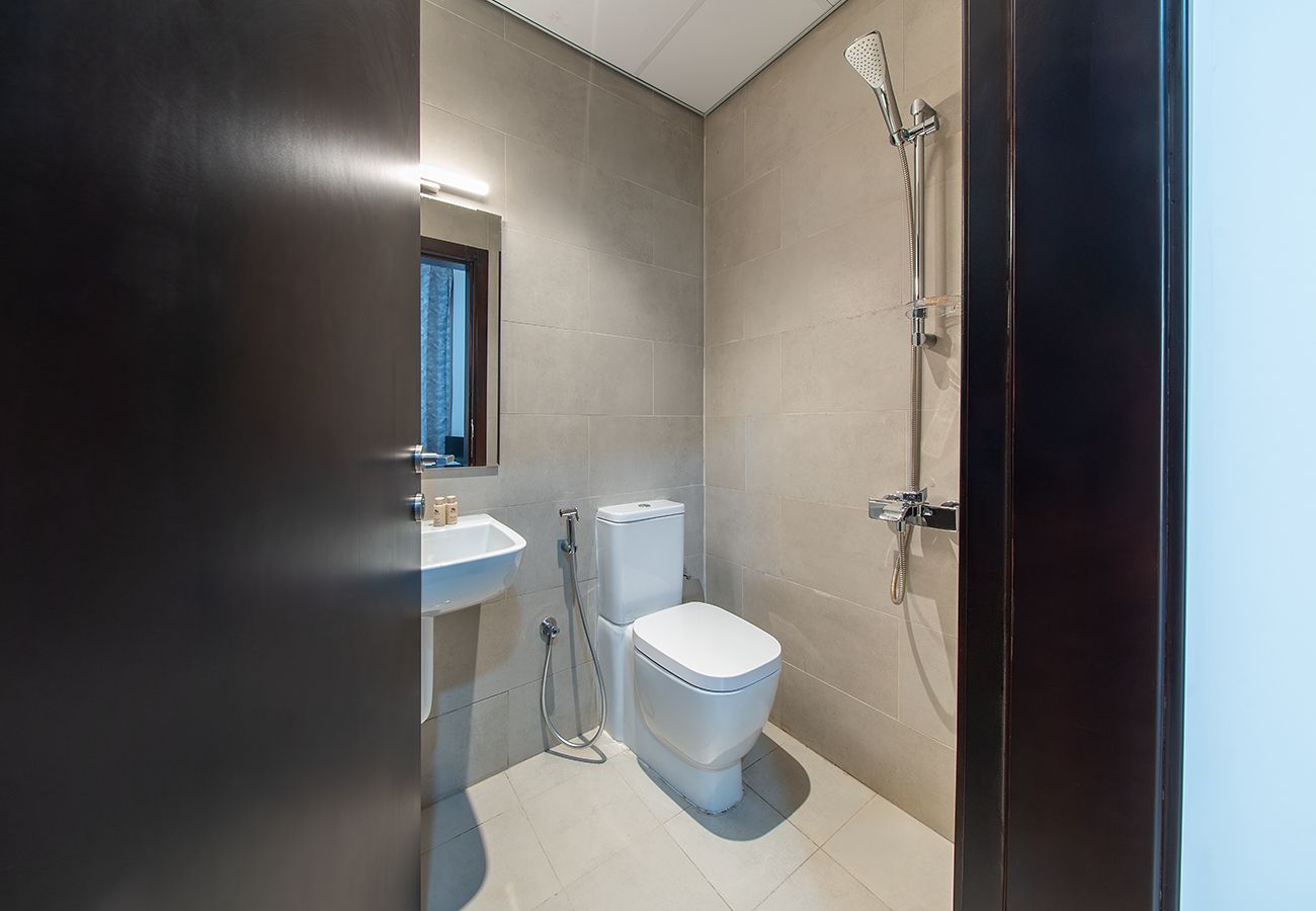 Villa in Ajmal Makan - Beachfront 4 Bed Villa in Ajmal Makan