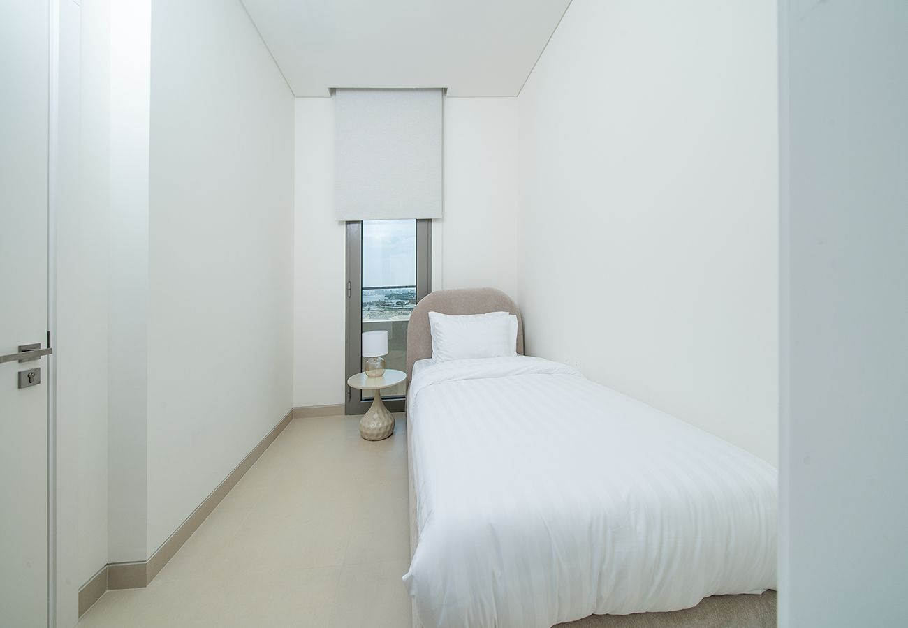 Apartment in Ajman - Luxury 2BR+Maid with Sea views in Seaside Hills