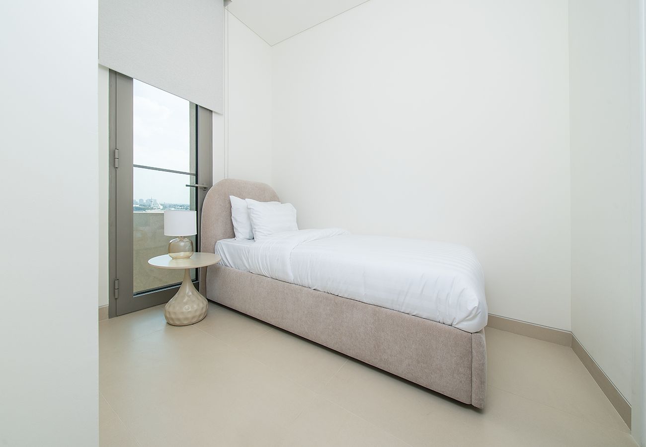 Apartment in Ajman - Luxury 2BR+Maid with Sea views in Seaside Hills