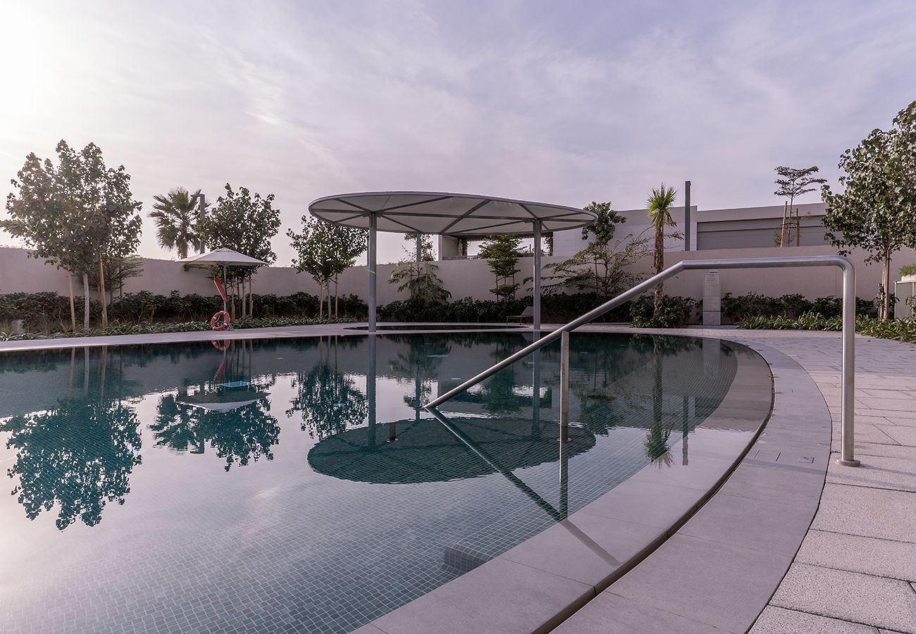 Apartment in Ajman - Luxury 2BR+Maid with Sea views in Seaside Hills