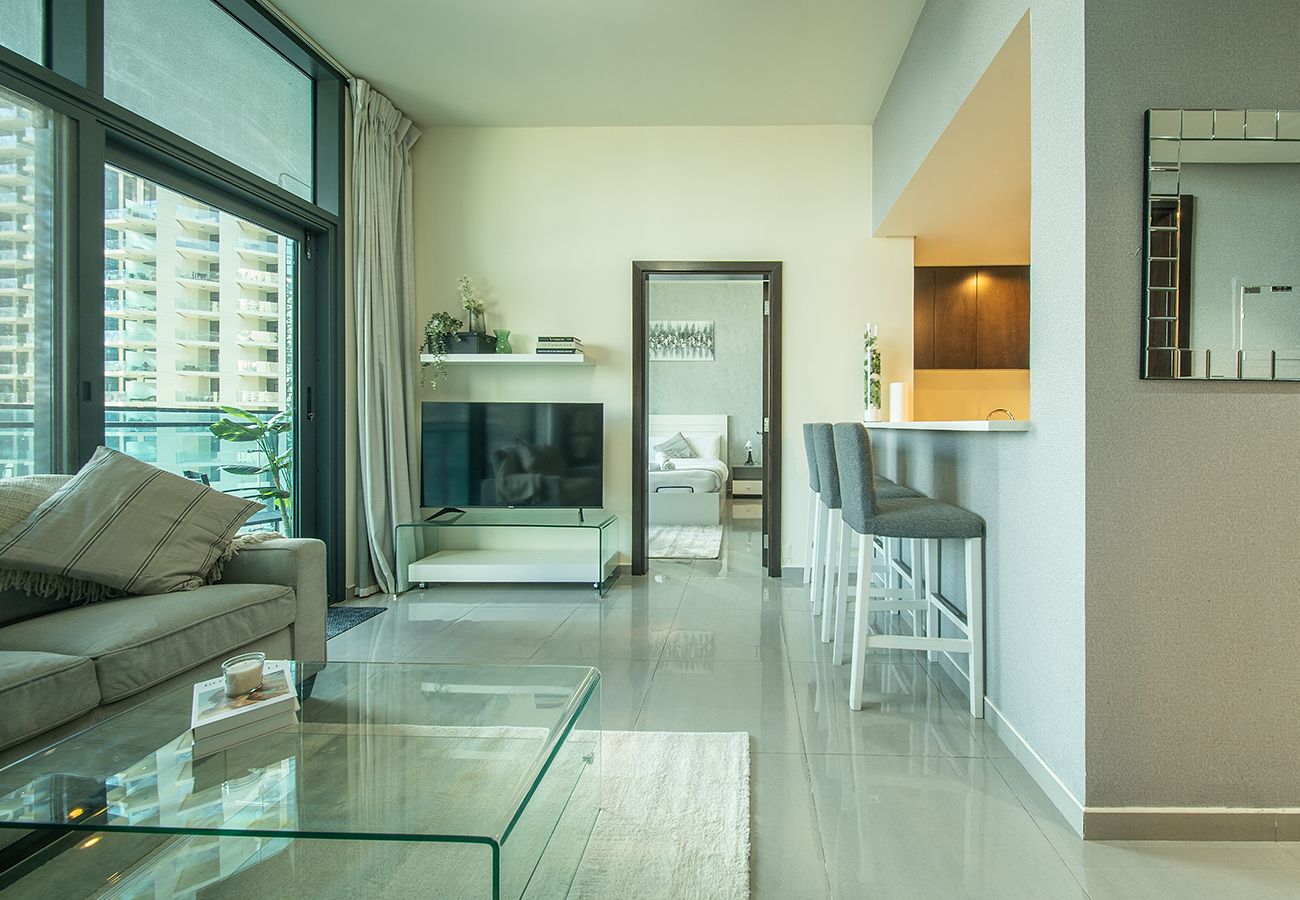 Apartment in Dubai - Stylish 2BR in Merano Tower Business Bay