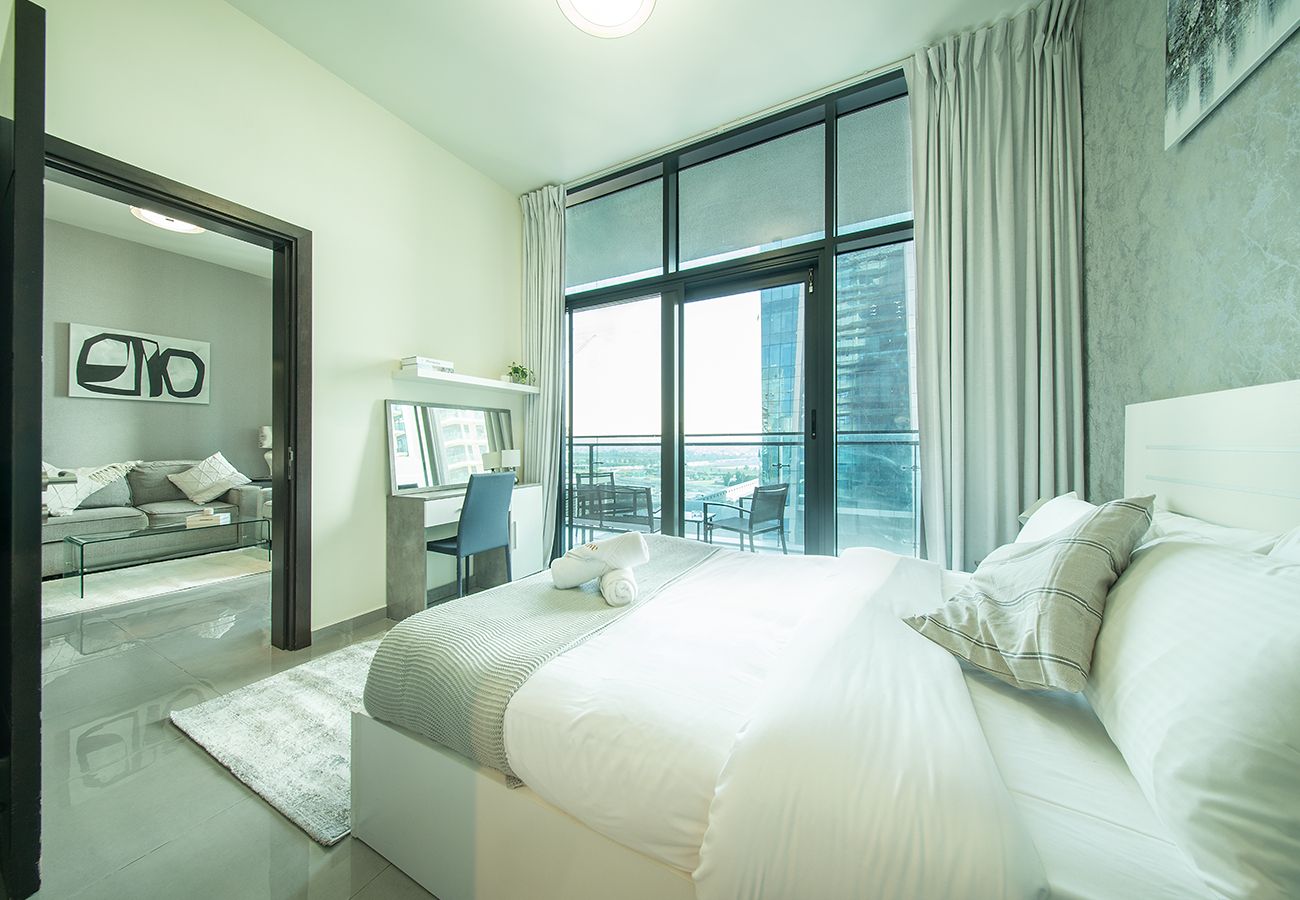 Apartment in Dubai - Stylish 2BR in Merano Tower Business Bay
