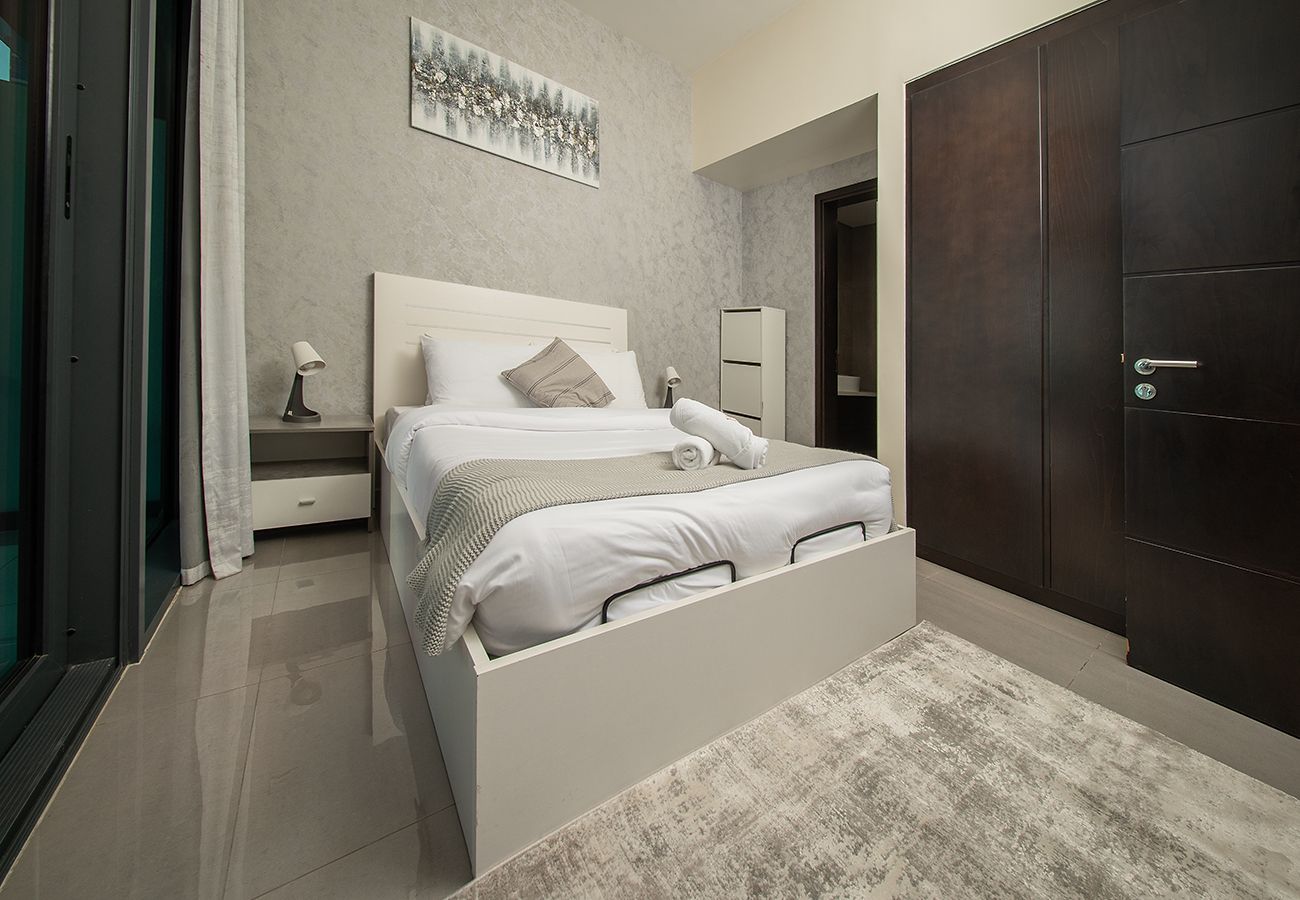 Apartment in Dubai - Stylish 2BR in Merano Tower Business Bay