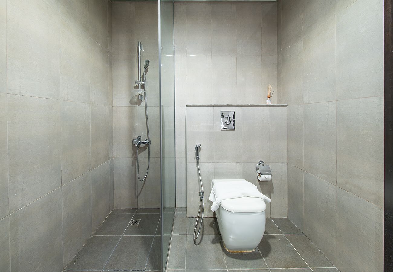 Apartment in Dubai - Stylish 2BR in Merano Tower Business Bay