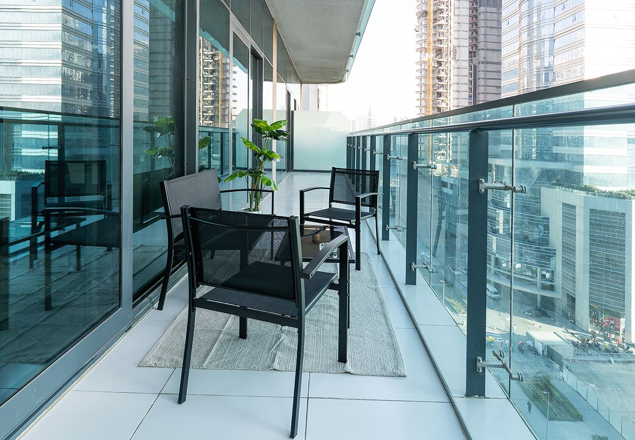 Apartment in Dubai - Stylish 2BR in Merano Tower Business Bay