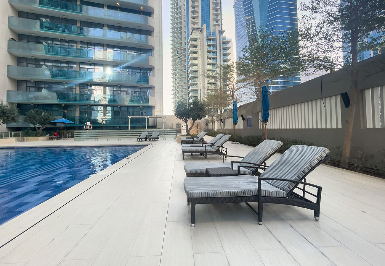 Apartment in Dubai - Stylish 2BR in Merano Tower Business Bay