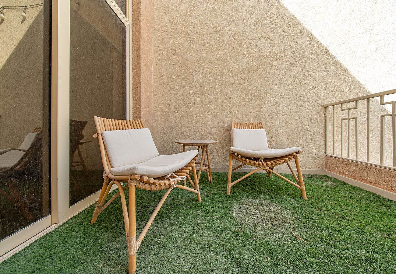 Villa in Dubai - 3 Bed Villa in Al Furjan with Private Pool and Gym