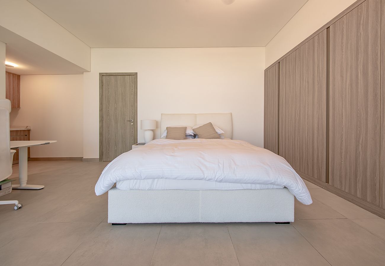 Villa in Ajmal Makan - Sea View Luxury Escape 5BR Private Pool Villa