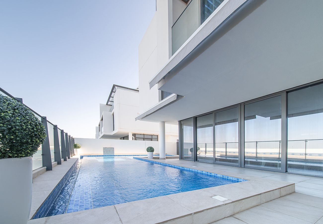 Villa in Ajmal Makan - Sea View Luxury Escape 5BR Private Pool Villa