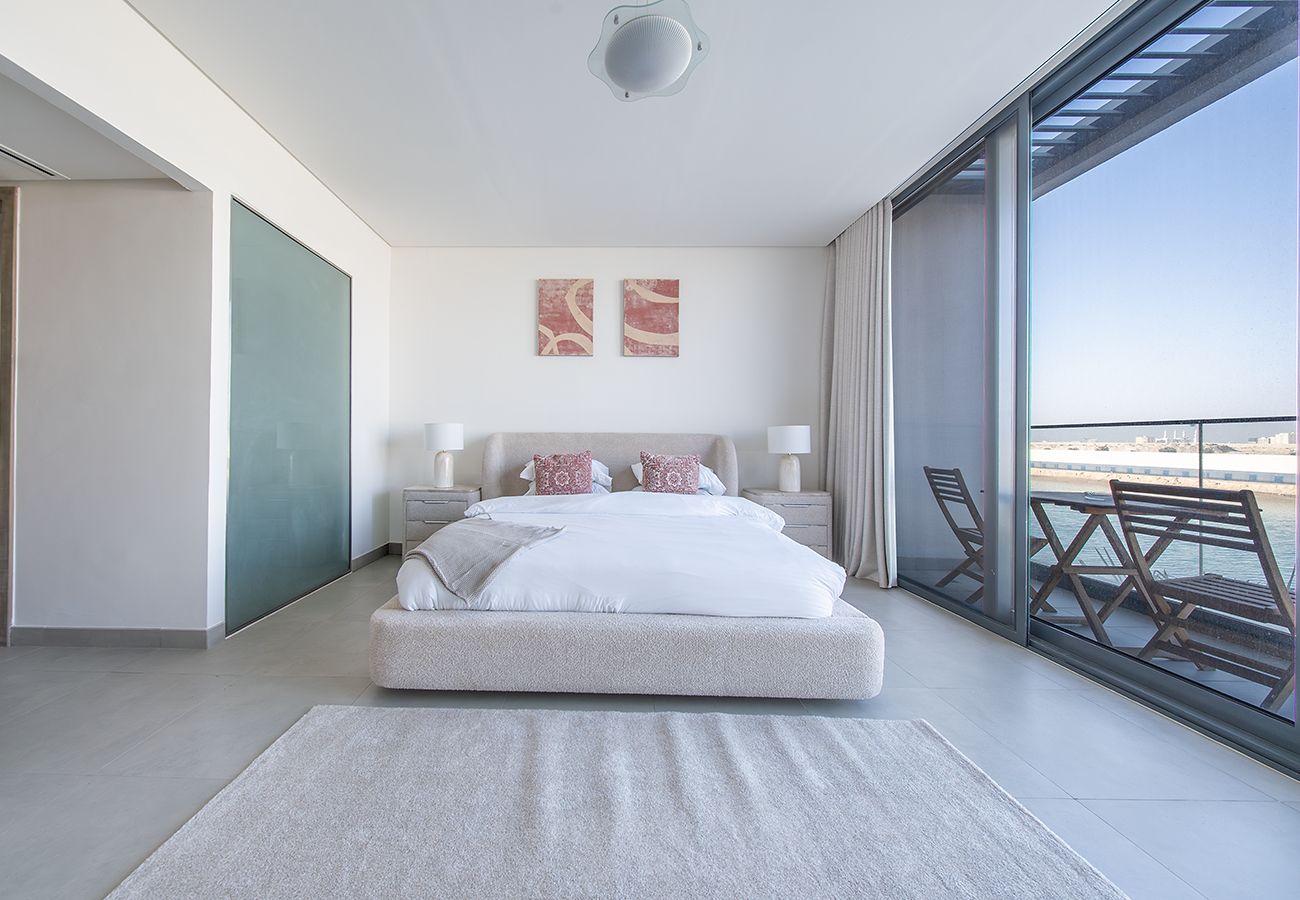 Villa in Ajmal Makan - Sea View Luxury Escape 5BR Private Pool Villa