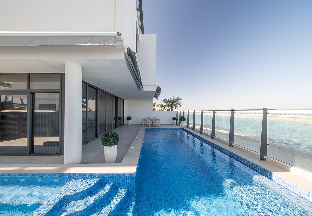 Villa in Ajmal Makan - Sea View Luxury Escape 5BR Private Pool Villa