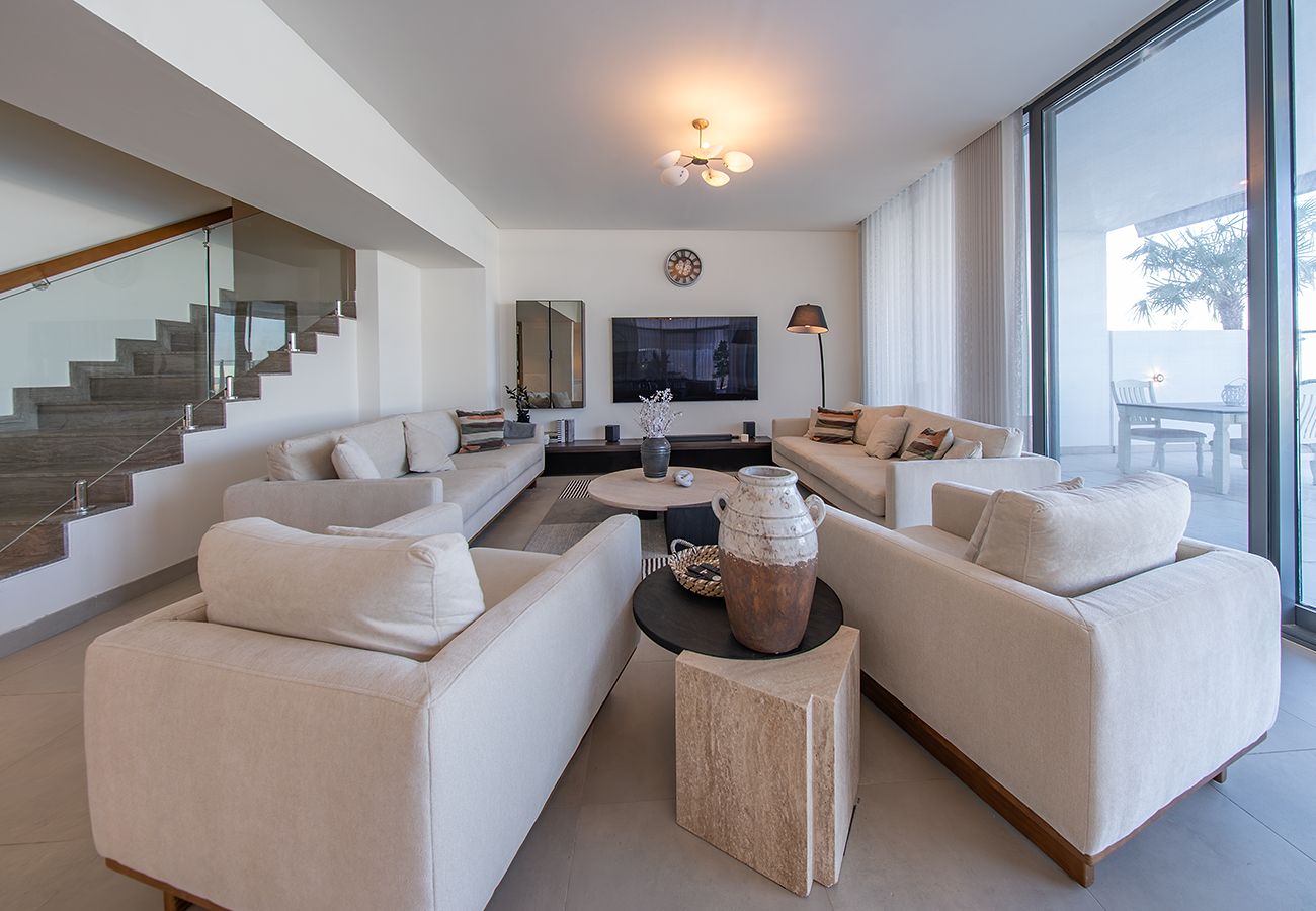 Villa in Ajmal Makan - Sea View Luxury Escape 5BR Private Pool Villa