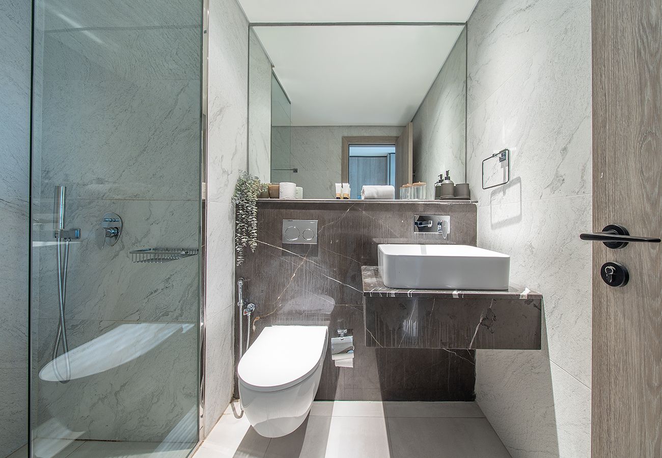 Studio in Dubai - Modern Studio in Oxford Boulevard JVC