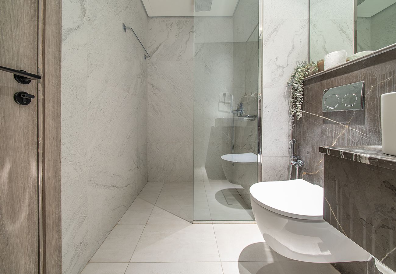 Studio in Dubai - Modern Studio in Oxford Boulevard JVC