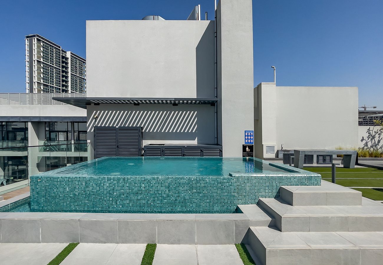 Studio in Dubai - Modern Studio in Oxford Boulevard JVC