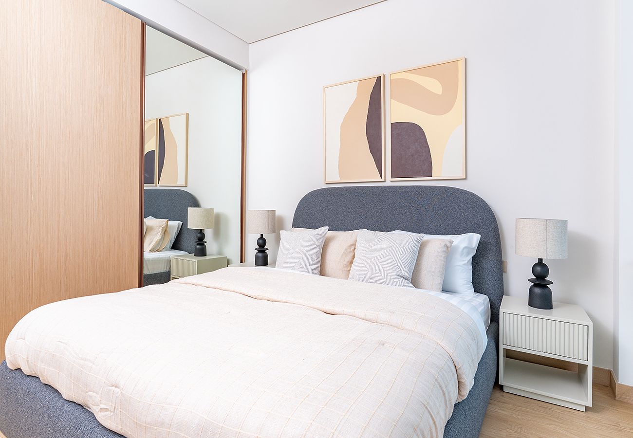 Apartment in Dubai - Premium 2BR In Vida with Burj Khalifa View