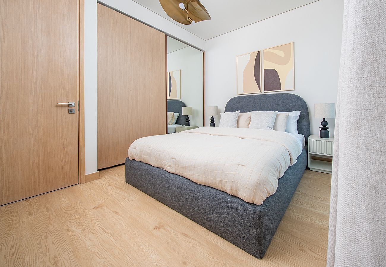 Apartment in Dubai - Premium 2BR In Vida with Burj Khalifa View