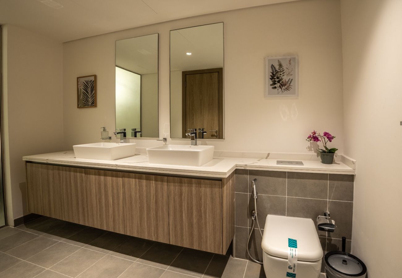 Villa in Ajmal Makan - Luxury 5BR Villa in Ajmal Makan with Private Pool