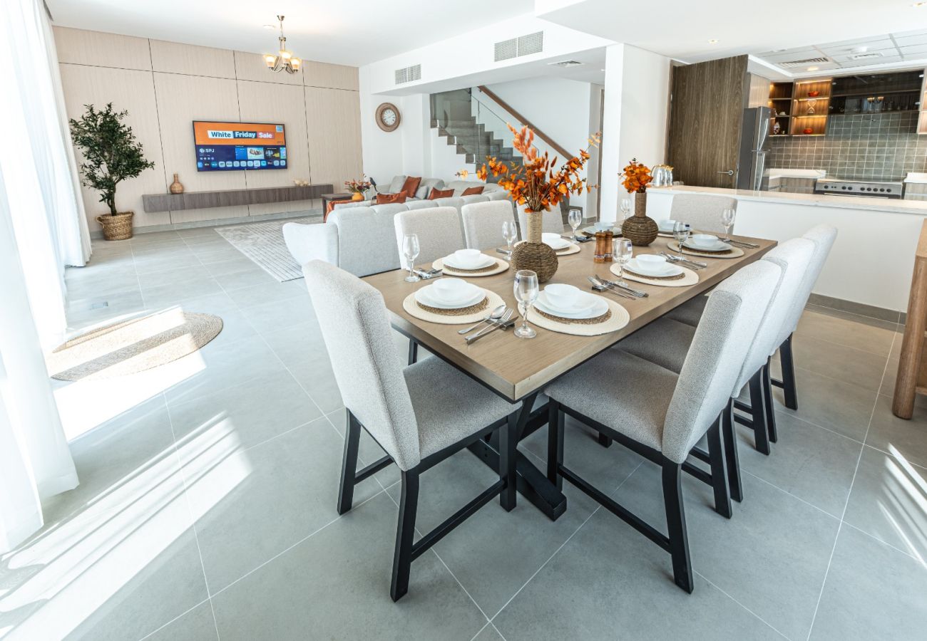 Villa in Ajmal Makan - Luxury 5BR Villa in Ajmal Makan with Private Pool