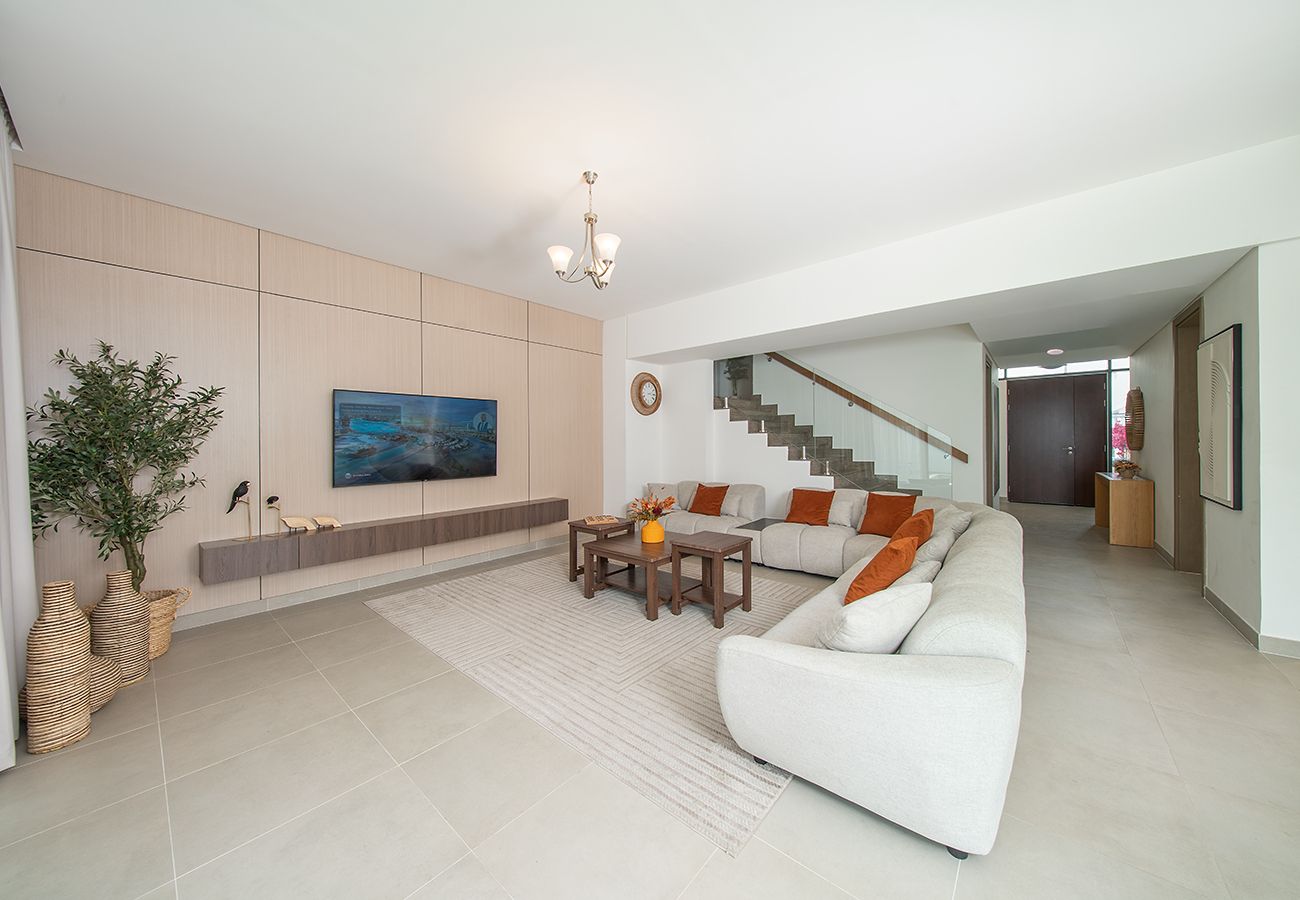Villa in Ajmal Makan - Luxury 5BR Villa in Ajmal Makan with Private Pool