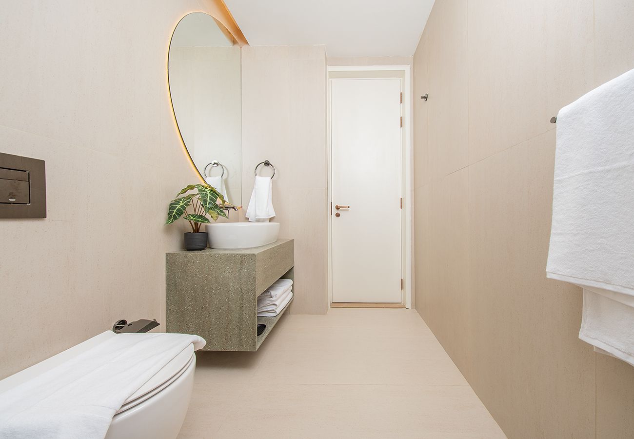 Apartment in Dubai - Modern 1BR Apartment in Rise Residences JVC