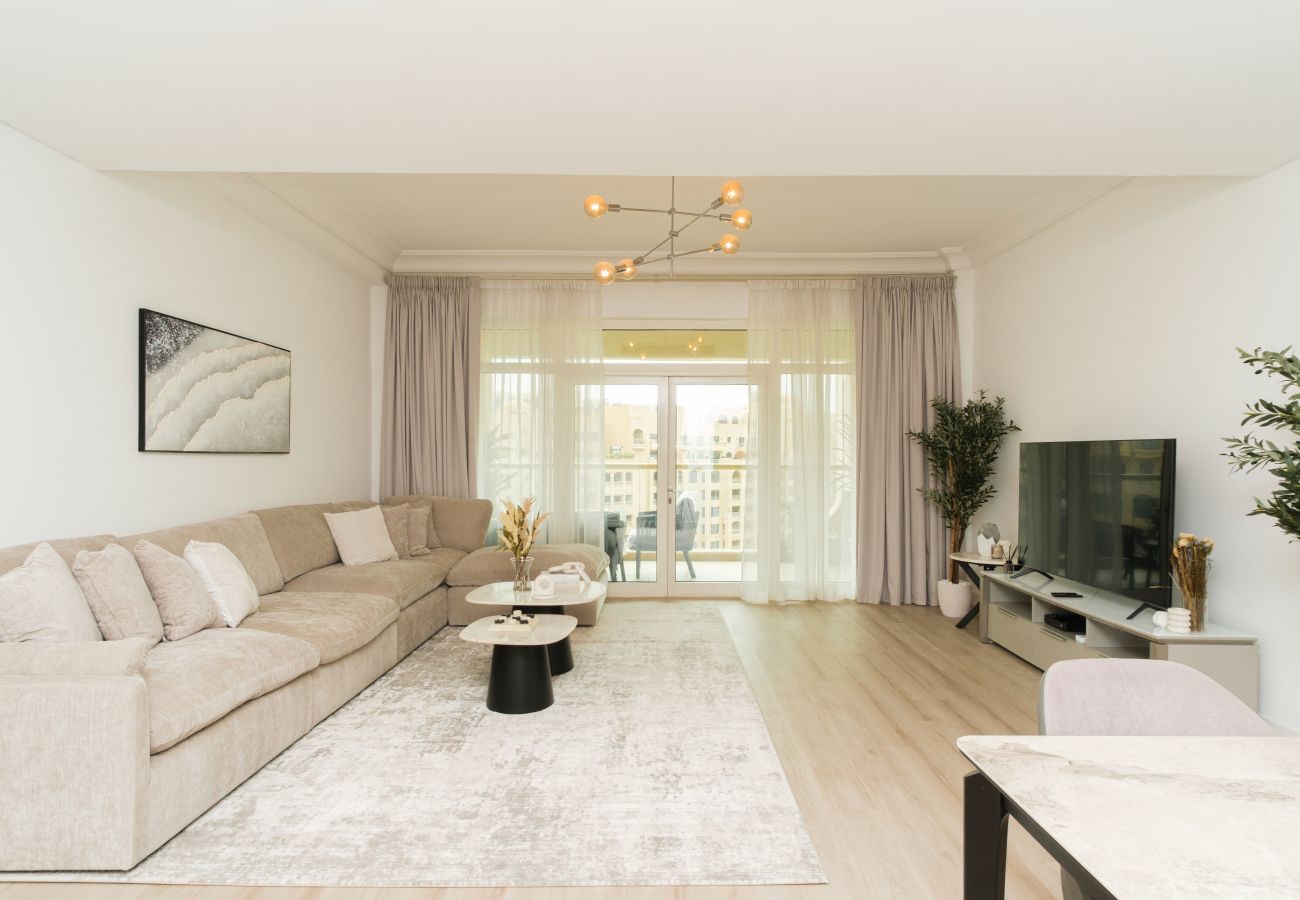 Apartment in Dubai - Stylish 1BR in Shoreline with Beach Access