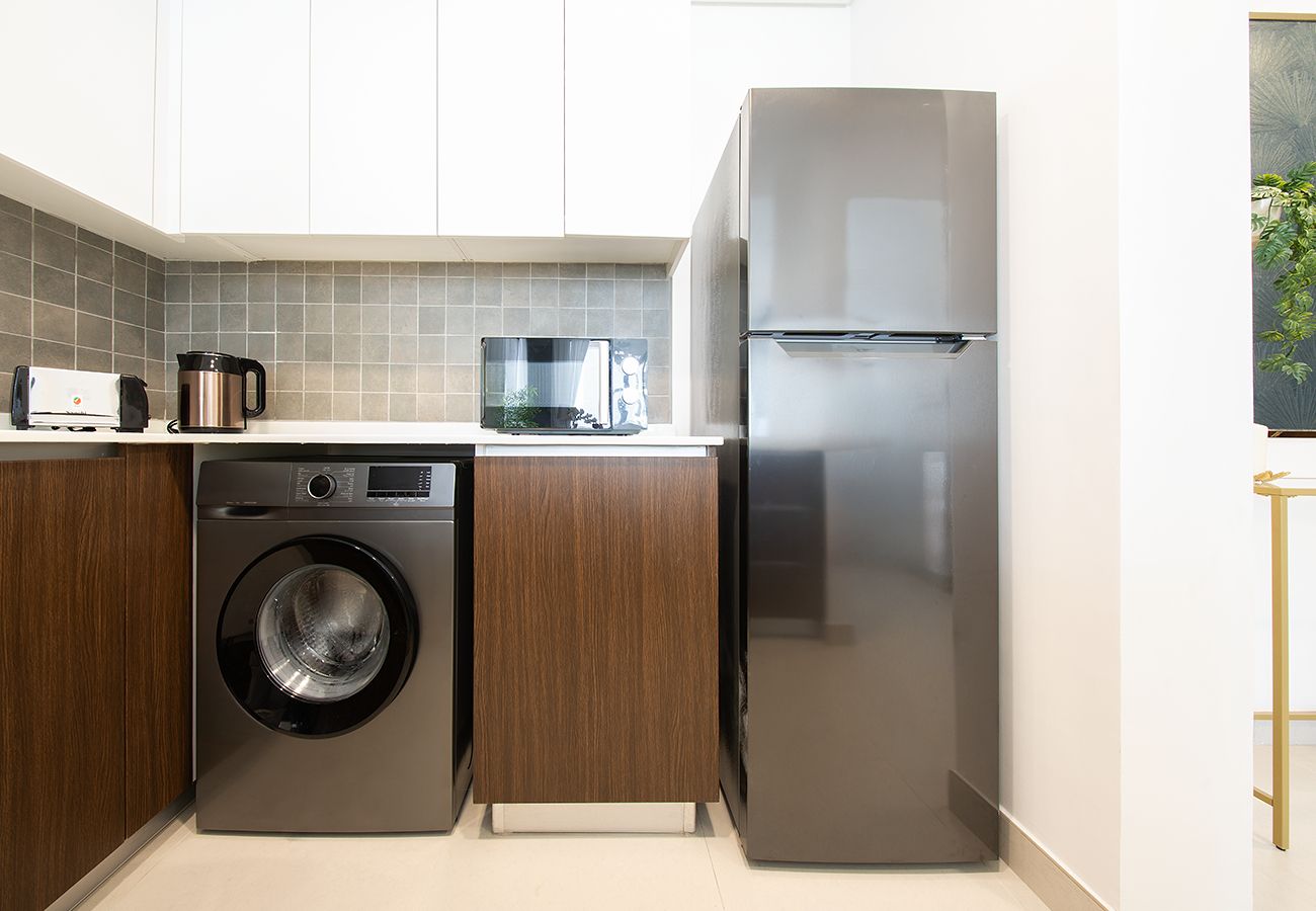 Apartment in Ajmal Makan - Modern 1BR In Blue Bay Walk Ajmal Makan