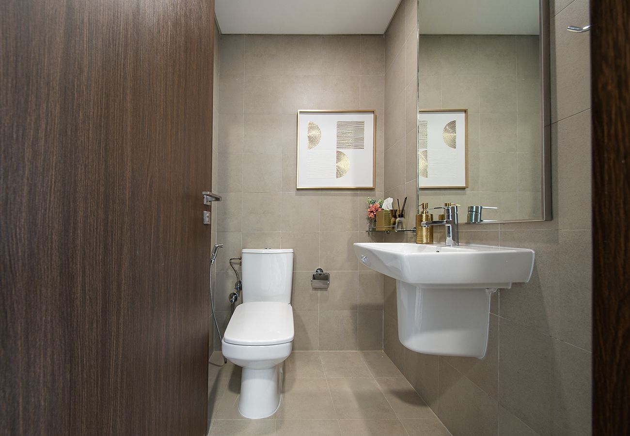 Apartment in Ajmal Makan - Modern 1BR In Blue Bay Walk Ajmal Makan